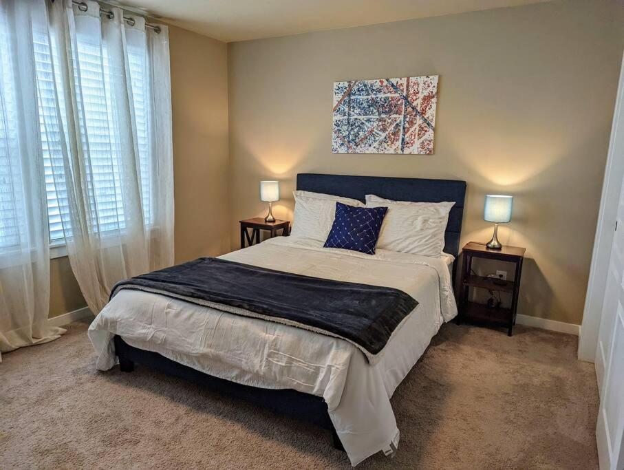 Spacious 3-Bedroom Home With Outdoor Space Eugene Luaran gambar